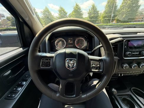 Used 2018 RAM 3500 Tradesman w/ Chrome Appearance Group AWD/4WD image 28