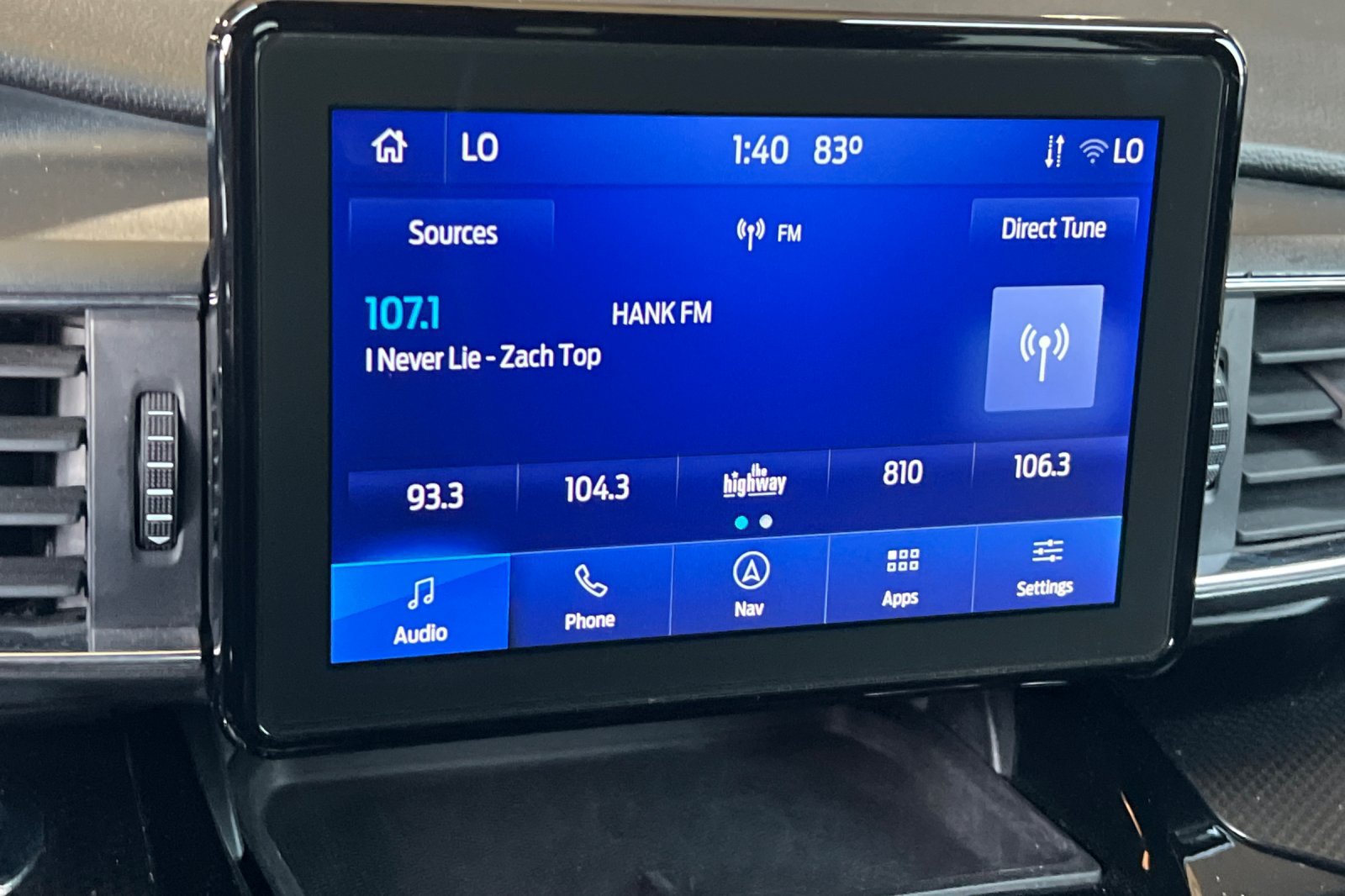 Used 2022 Ford Explorer ST w/ Equipment Group 401A AWD/4WD image 21