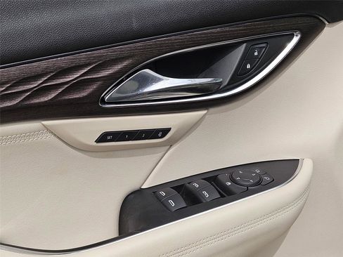 Used 2023 Buick Envision Avenir FWD image 23