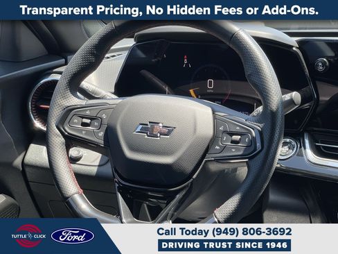 Used 2025 Chevrolet Trax RS w/ Sunroof Package FWD image 15