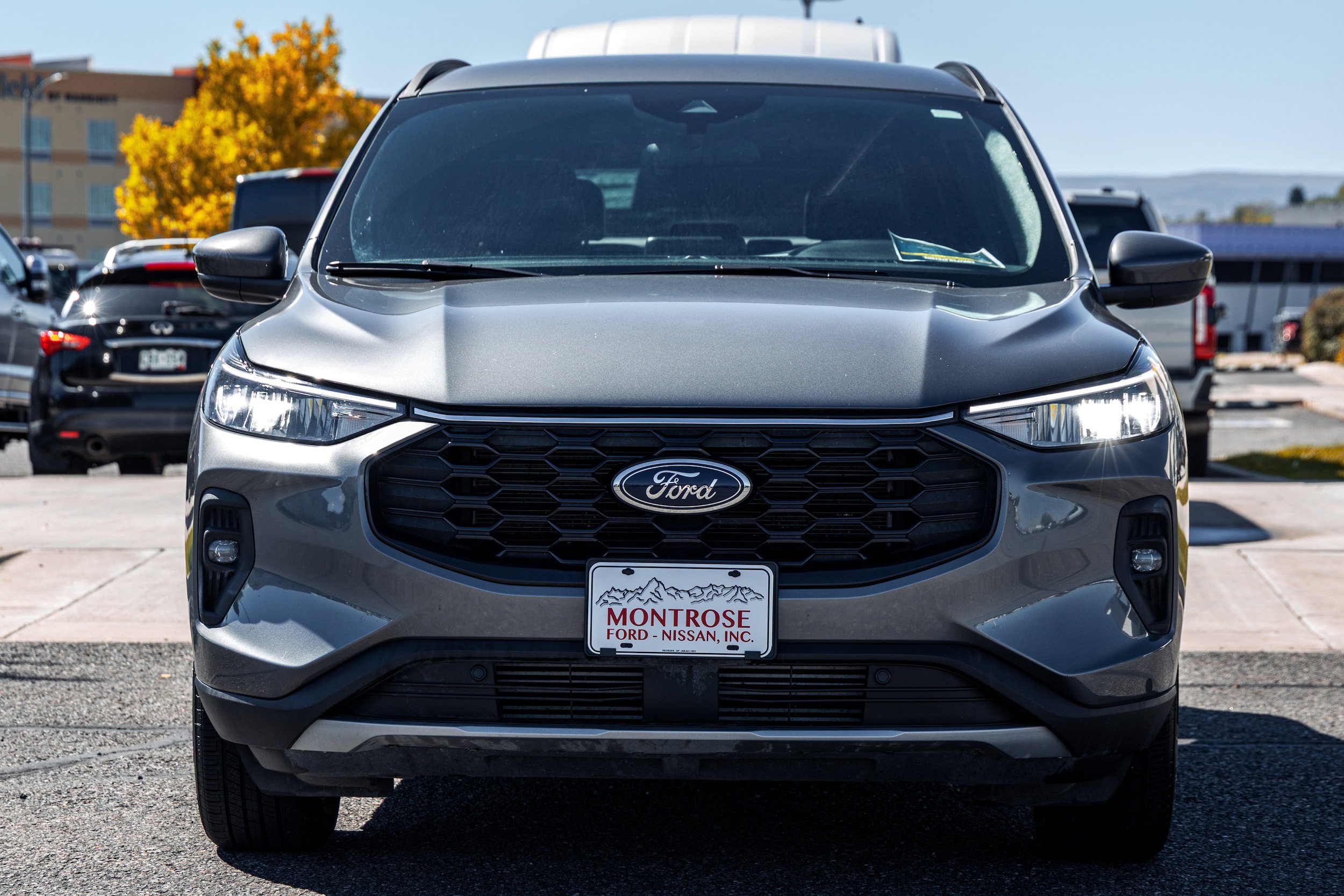 Used 2025 Ford Escape ST-Line Select AWD/4WD image 2