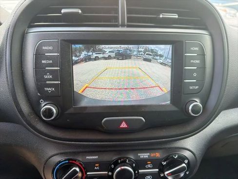 Used 2021 Kia Soul S FWD image 7