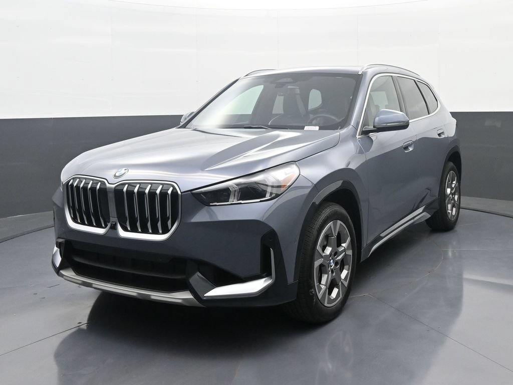 New 2026 BMW X1 xDrive28i w/ Technology Package AWD/4WD image 1