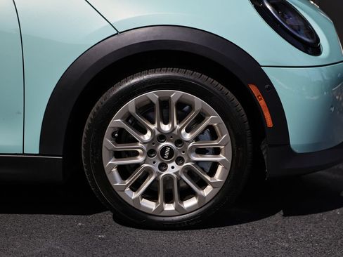 Used 2026 MINI Cooper S FWD image 5