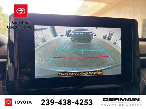 Used 2023 Toyota Corolla Cross L FWD image 11