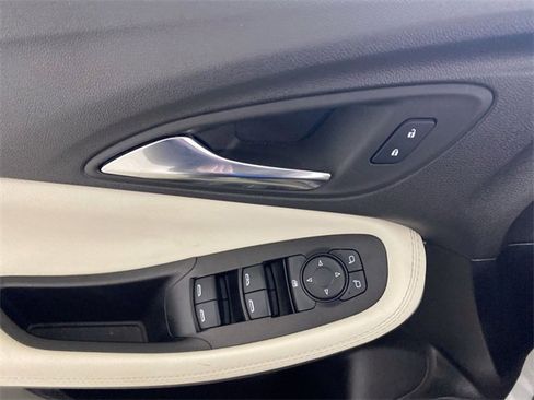 Certified 2023 Buick Encore GX Select w/ Safety Package II image 26