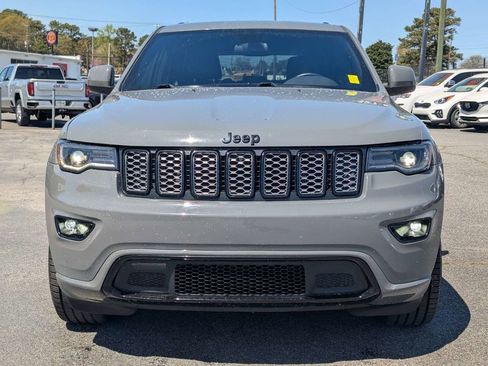 Used 2021 Jeep Grand Cherokee Laredo X image 10