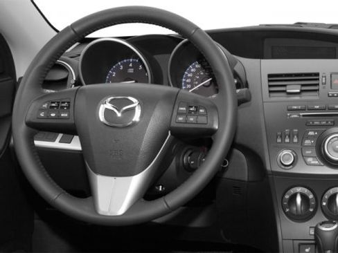 Used 2013 MAZDA MAZDA3 i Touring image 9