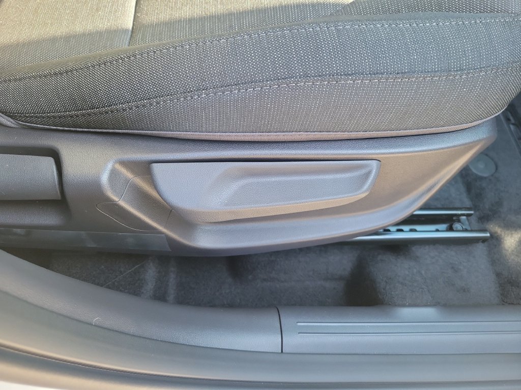 New 2027 Kia Seltos LX FWD image 9