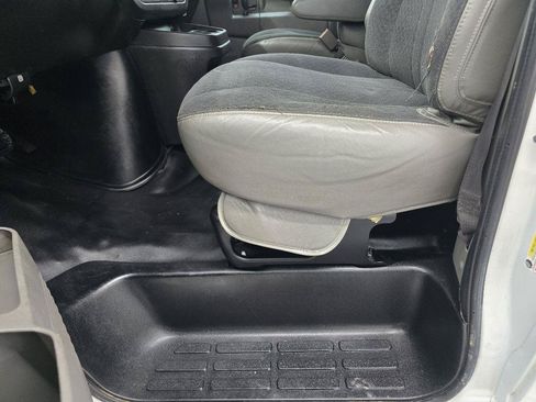 Used 2020 Chevrolet Express 2500 w/ Driver Convenience Package RWD image 8