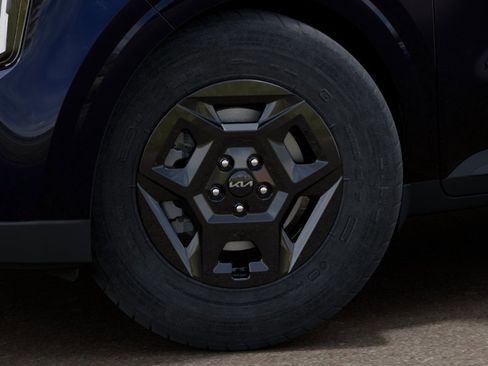 New 2026 Kia Carnival LX FWD image 9