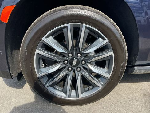 Used 2024 Cadillac Escalade Sport Platinum image 38