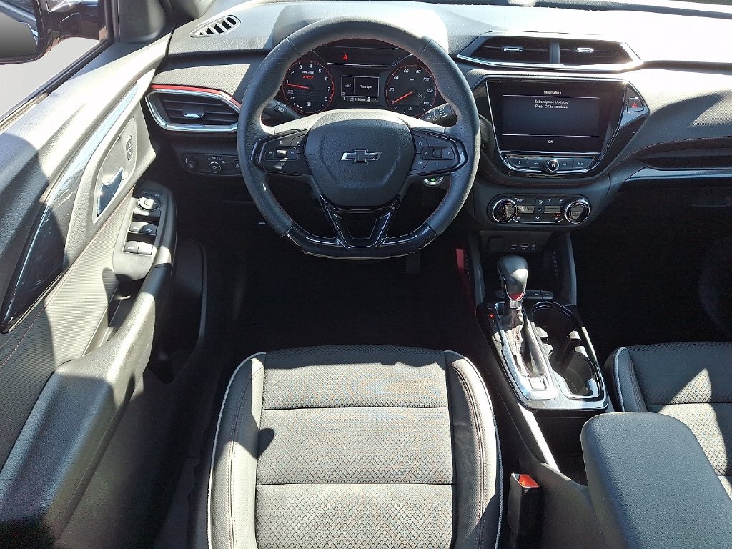 Used 2021 Chevrolet TrailBlazer RS w/ Convenience Package AWD/4WD image 12