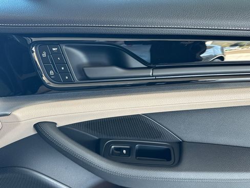 New 2026 Porsche Panamera image 19