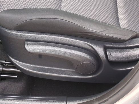 Used 2024 Kia Soul LX w/ Option Group 015 image 31