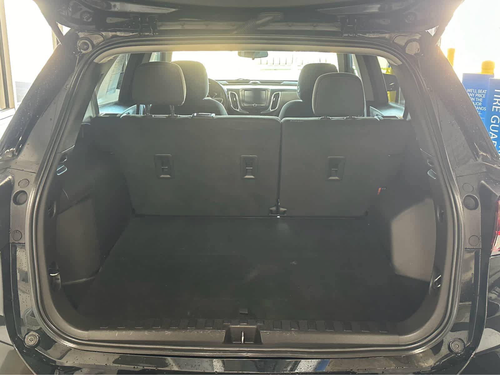 Used 2022 Chevrolet Equinox LT AWD/4WD image 10