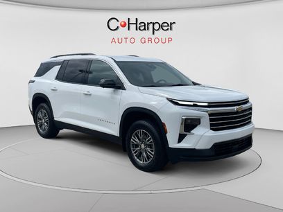 Used 2024 Chevrolet Traverse LT w/ LPO, Floor Liner Package