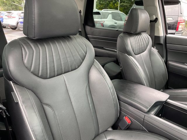 Used 2024 Hyundai Palisade Limited AWD/4WD image 11