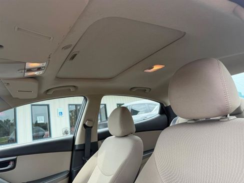 Used 2016 Hyundai Elantra Value Edition FWD image 6