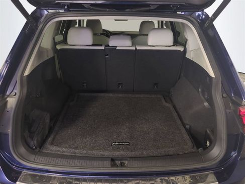 Used 2022 Volkswagen Tiguan SE AWD/4WD image 14