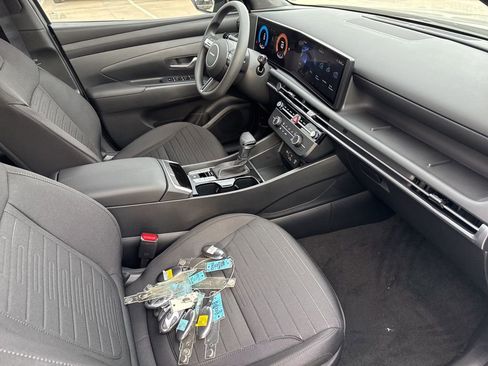 New 2026 Hyundai Santa Cruz SE FWD image 16