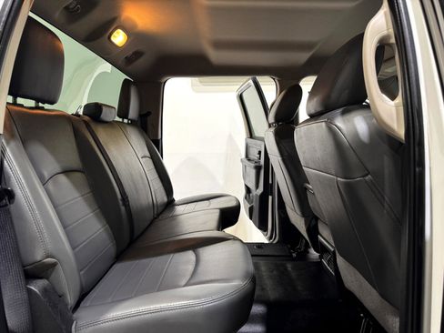 Used 2018 RAM 2500 Tradesman w/ Cold Weather Group image 13