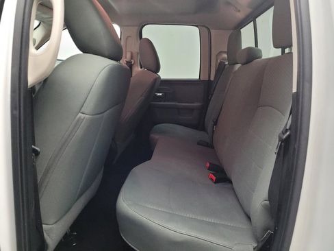 Used 2015 RAM 1500 Classic SLT AWD/4WD image 18