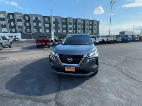 Used 2023 Nissan Rogue SV w/ SV Premium B Package AWD/4WD image 3