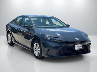 Used 2025 Toyota Camry LE w/ Convenience Package AWD/4WD video 3