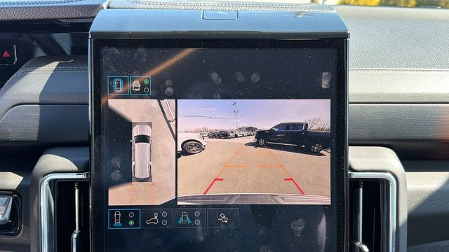 Certified 2025 GMC Yukon XL Denali AWD/4WD image 24