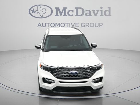 Used 2023 Ford Explorer XLT w/ Equipment Group 202A AWD/4WD image 34