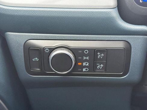 New 2025 Ford Maverick XLT image 27