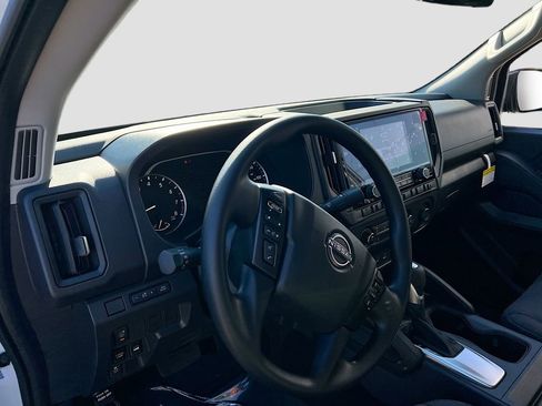 New 2026 Nissan Frontier S image 9