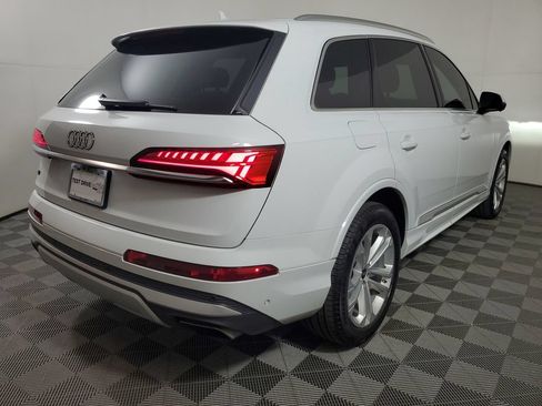 Used 2025 Audi Q7 3.0T Premium AWD/4WD image 6