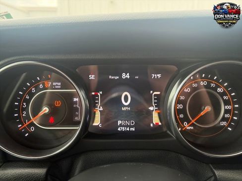 Used 2021 Jeep Gladiator Overland AWD/4WD image 15
