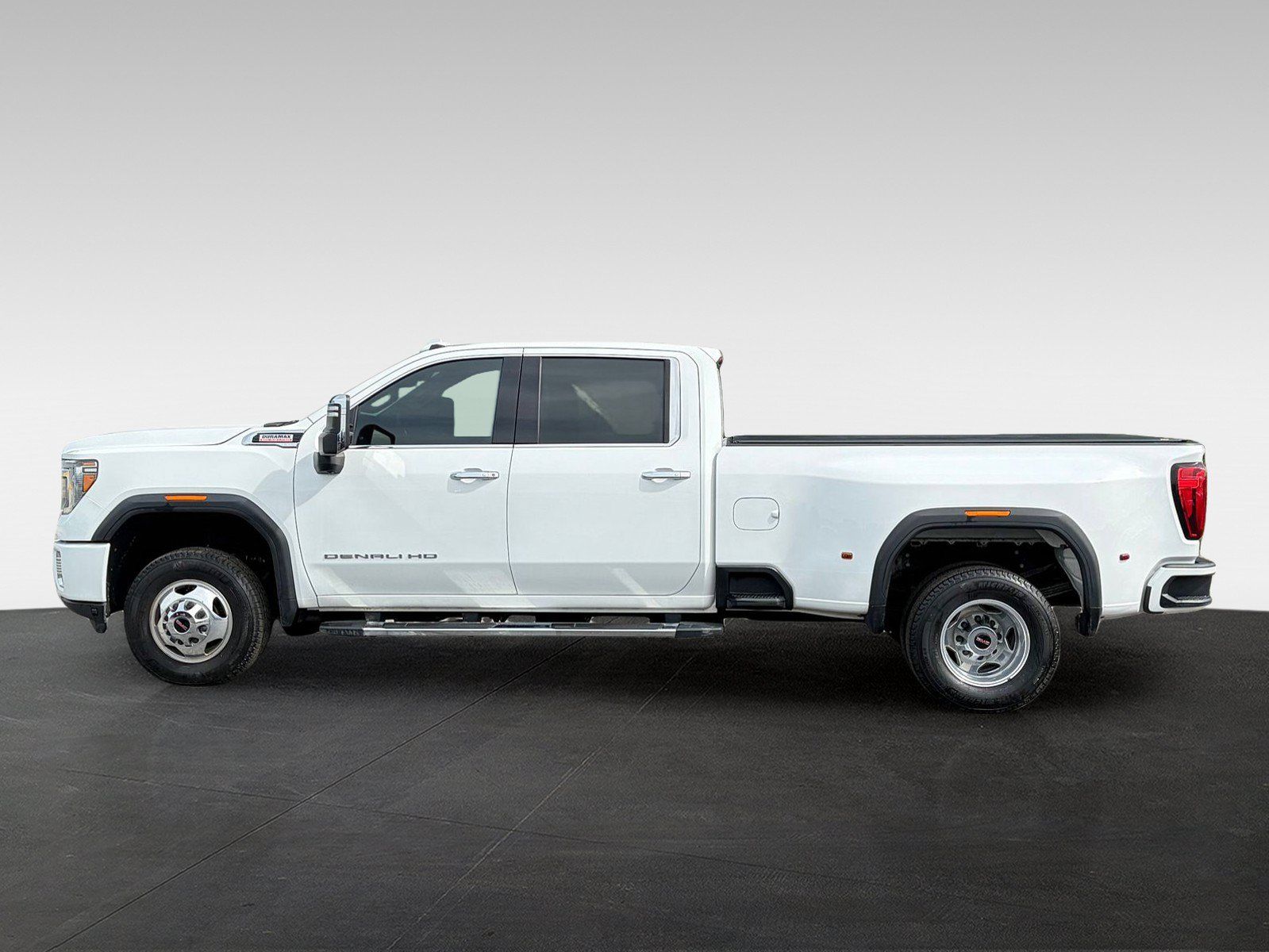 Used 2021 GMC Sierra 3500 Denali w/ Denali Ultimate Package AWD/4WD image 8