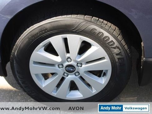 Used 2016 Subaru Outback 2.5i Premium w/ Popular Package #2 AWD/4WD image 13