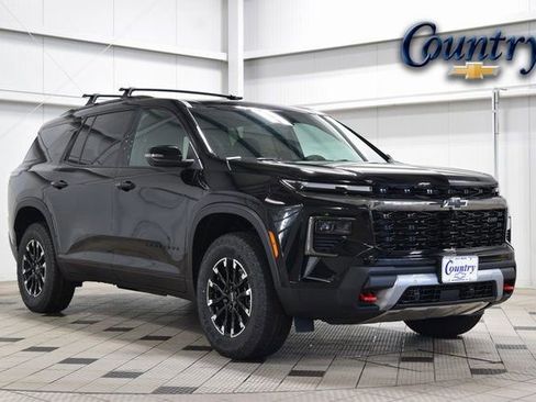 New 2026 Chevrolet Traverse Z71 w/ Enhanced Driving Package image 1