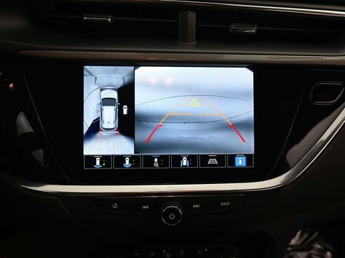 Used 2023 Buick Encore GX Essence w/ Advanced Technology Package image 17