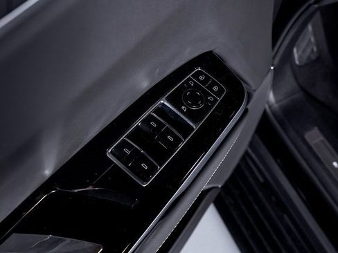 Used 2025 Cadillac Escalade V image 69