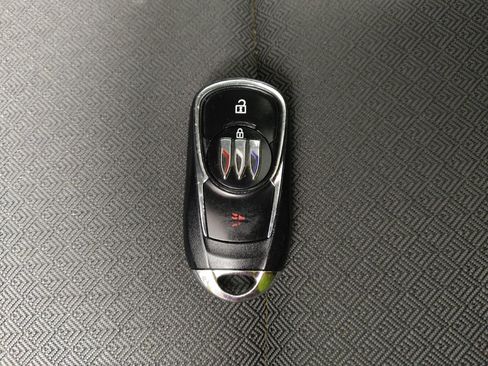 Used 2024 Buick Encore GX Preferred w/ Advanced Technology Package FWD image 32