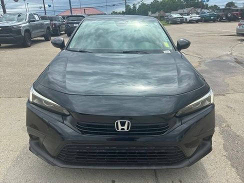 Used 2022 Honda Civic LX image 2