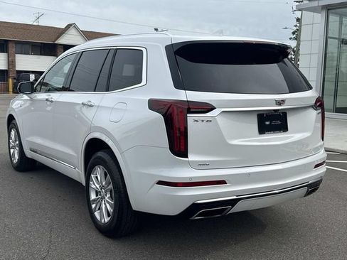 Certified 2024 Cadillac XT6 Luxury w/ LPO, Floor Liner Package AWD/4WD image 8