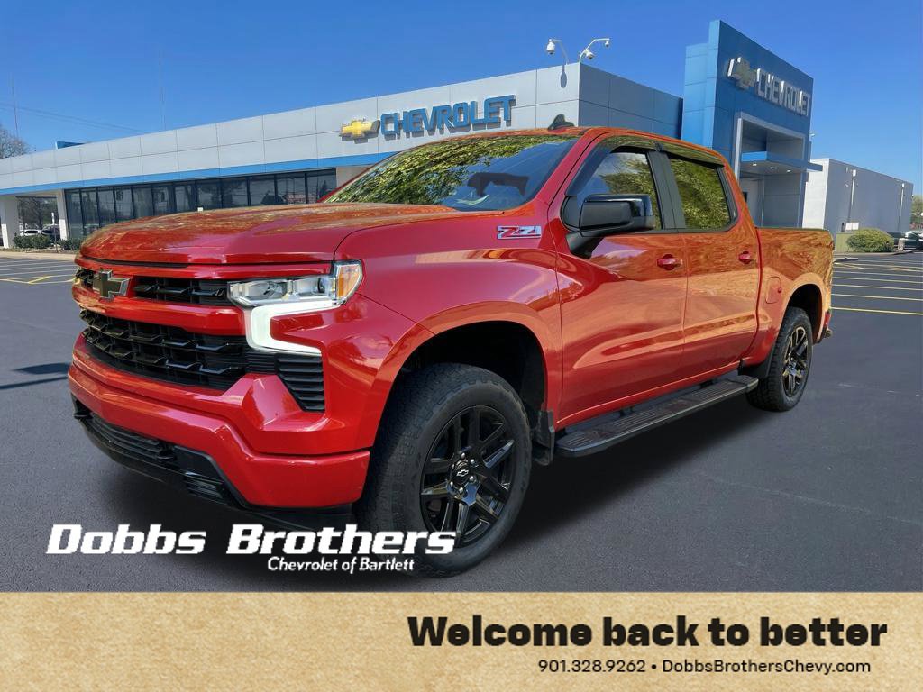 Used 2022 Chevrolet Silverado 1500 RST w/ Z71 Off-Road Package AWD/4WD image 2