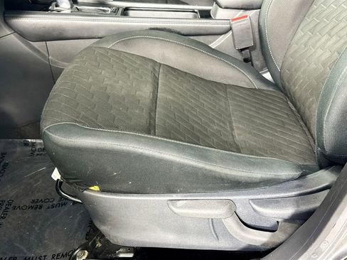 Used 2021 Nissan Kicks SV image 21