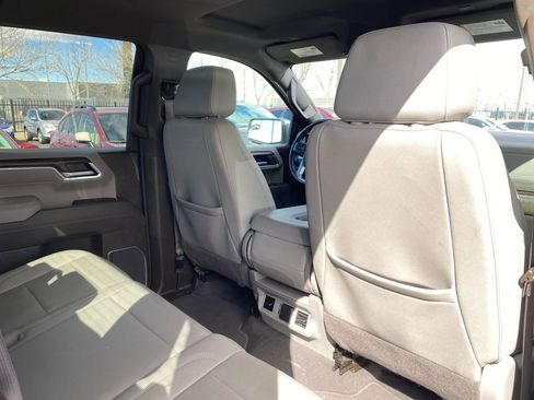 Used 2025 GMC Sierra 1500 SLT image 17