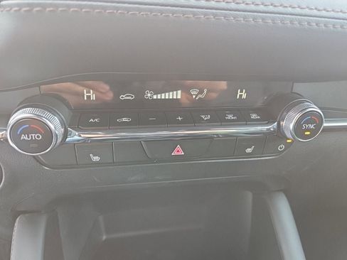 Used 2024 MAZDA MAZDA3 s image 20