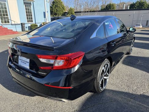 Used 2021 Honda Accord Sport image 6