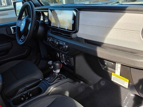 New 2026 Jeep Gladiator Sport image 13