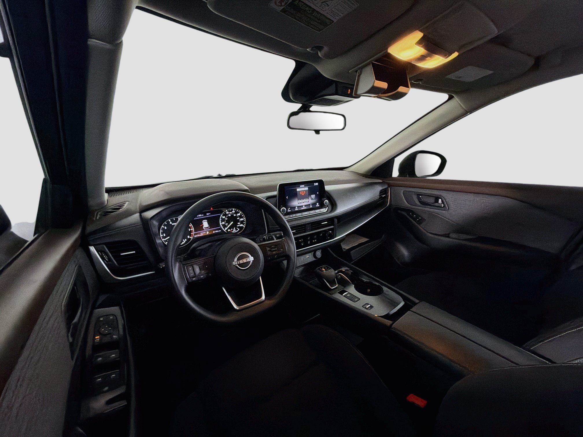 Used 2023 Nissan Rogue S FWD image 18